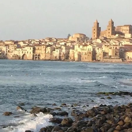 Aurora House Apartment Cefalu