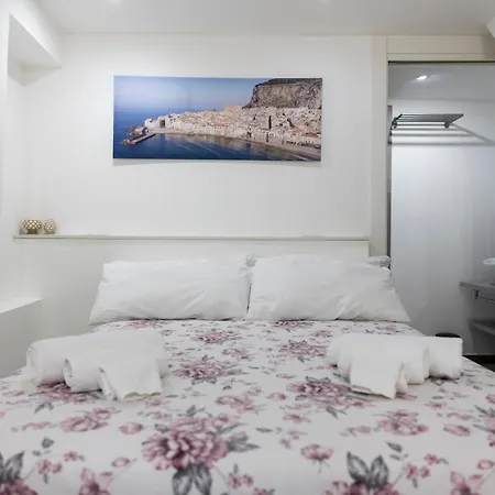 Aurora House Apartment